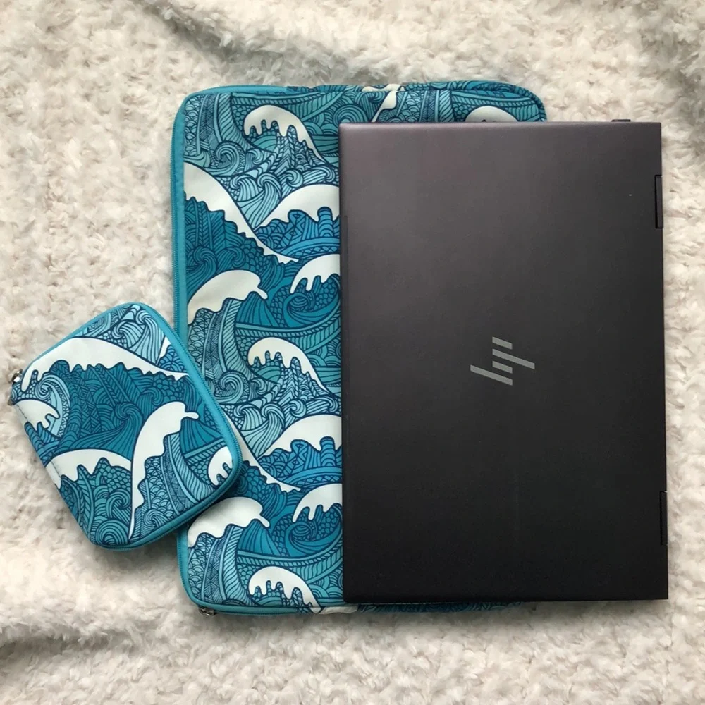 Wave Design Laptop Case